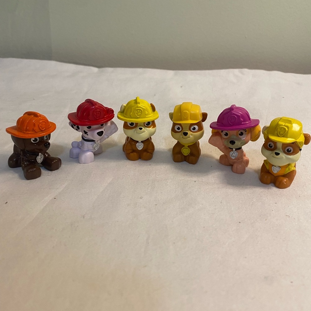 Paw Patrol Figure Bundle of 6 1.5 inch figures Baby Toddler edition